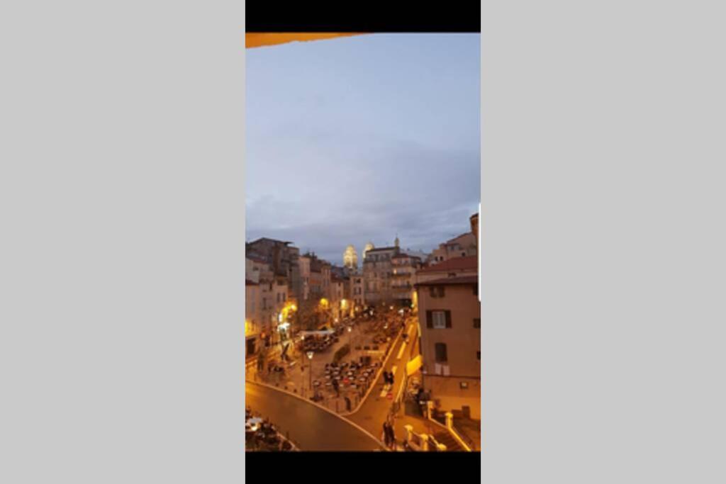 Appartement Front Vieux Port Tout Option Jacuzzi Marseille Exterior photo